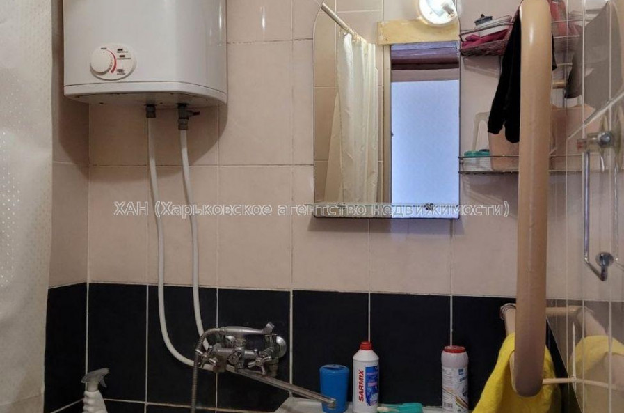 Продам квартиру, Молочная ул. , 1  ком., 27 м², советский ремонт 