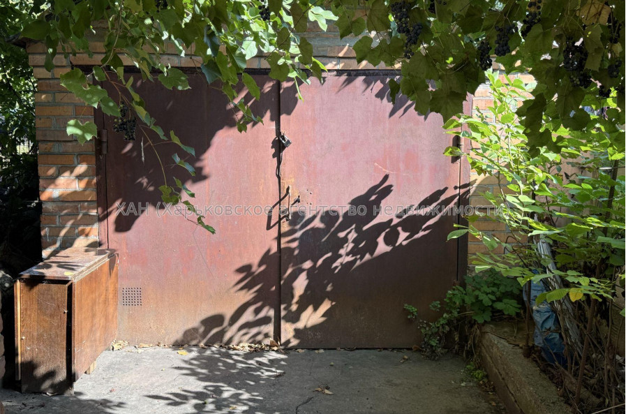 Продам будинок, Пастера Луи ул. , 75.50 м², 5.20 соток, советский ремонт 