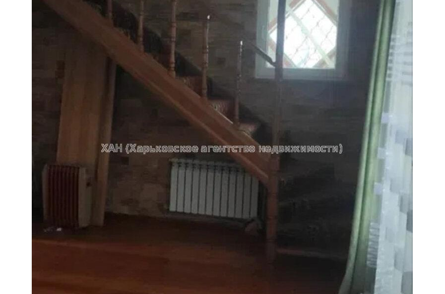 Продам дом, Териховская ул. , 162 м², 10 сот., частичный ремонт 