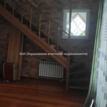 Продам дом, Териховская ул. , 162 м², 10 сот., частичный ремонт 