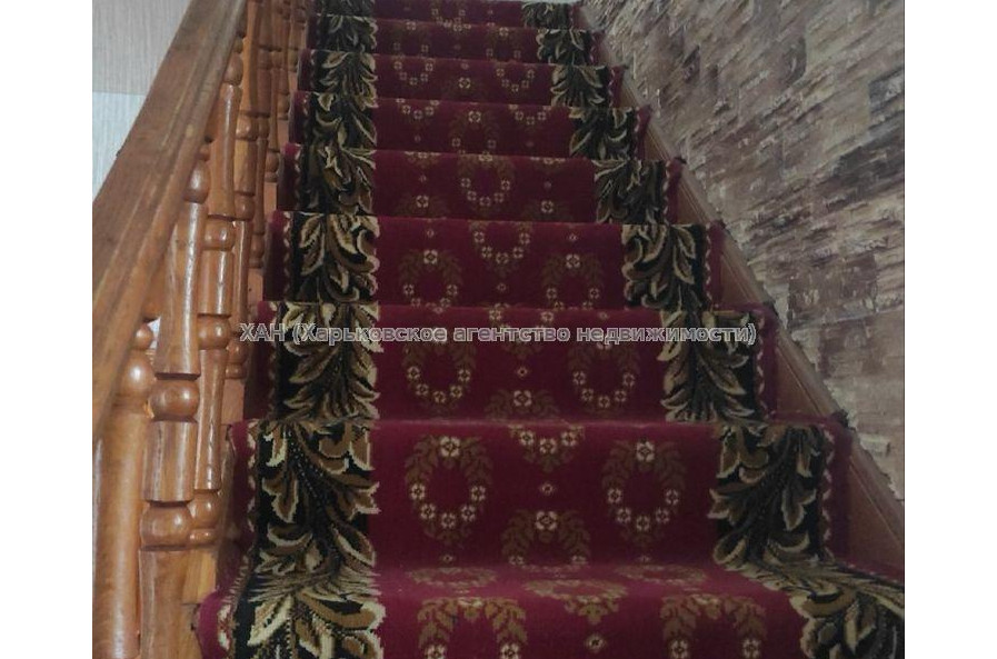 Продам дом, Териховская ул. , 162 м², 10 сот., частичный ремонт 