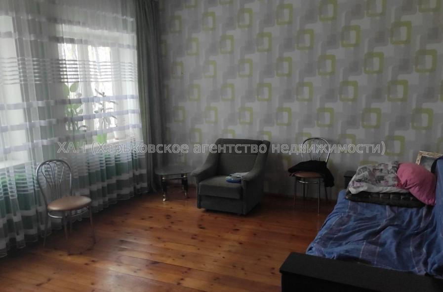 Продам дом, Териховская ул. , 162 м², 10 сот., частичный ремонт 