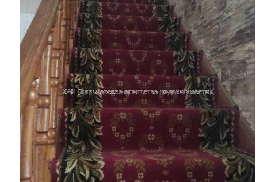 Продам дом, Териховская ул. , 162 м², 10 сот., частичный ремонт 