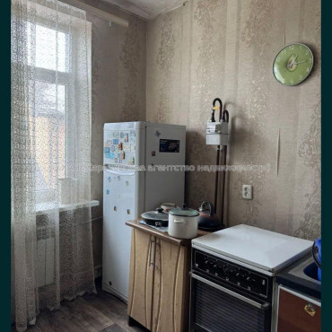Продам квартиру, Ашхабадский пер. , 2 кім., 46 м², косметический ремонт 