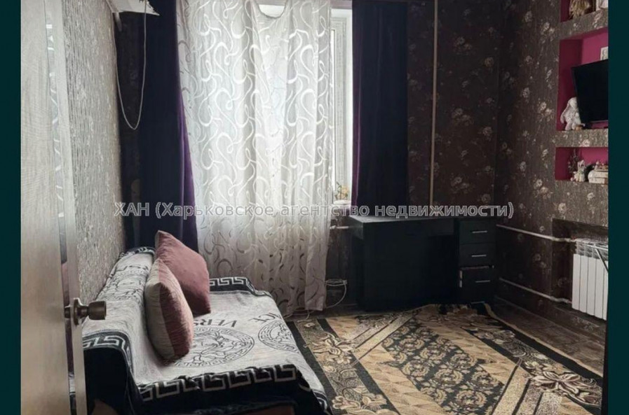 Продам квартиру, Ашхабадский пер. , 2 кім., 46 м², косметический ремонт 