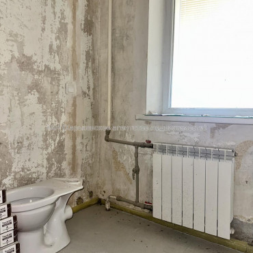 Продам квартиру, Ахсарова Энвера ул. , 17 , 2 кім., 52 м², частичный ремонт 