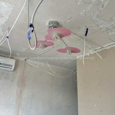 Продам квартиру, Ахсарова Энвера ул. , 17 , 2 кім., 52 м², частичный ремонт 