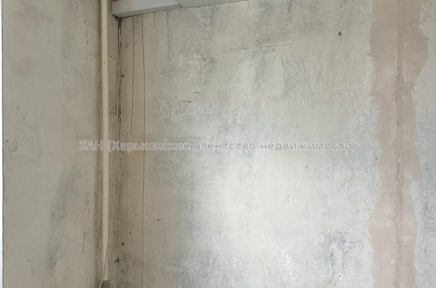 Продам квартиру, Ахсарова Энвера ул. , 17 , 2 кім., 52 м², частичный ремонт 