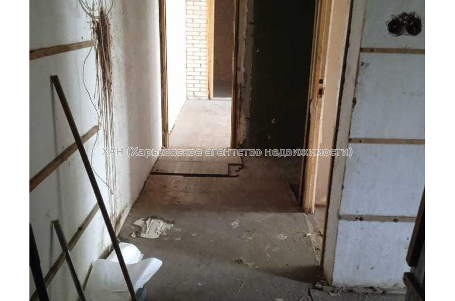 Продам квартиру, Победы просп. , 4  ком., 68.30 м², без ремонта 