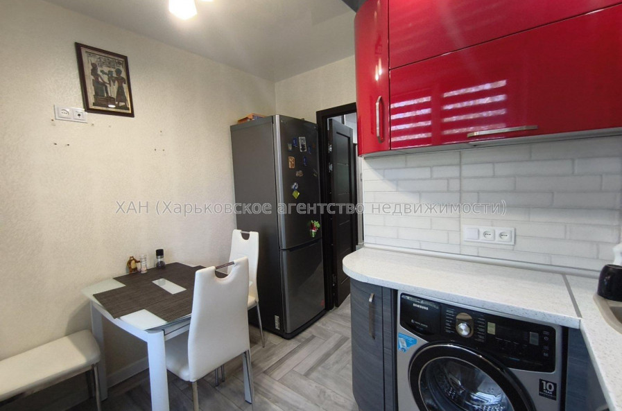 Продам квартиру, Мохначанская ул. , 3  ком., 65 м², евроремонт 
