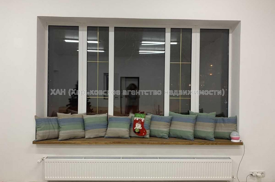 Продам дом, Вокзальная ул. , 192 м², 4 сот., частичный ремонт 
