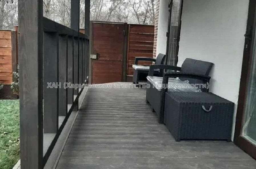 Продам дом, Вокзальная ул. , 192 м², 4 сот., частичный ремонт 