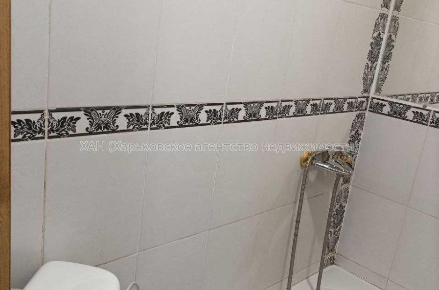 Продам квартиру, Кузнечная ул. , 3 кім., 60 м², капитальный ремонт 