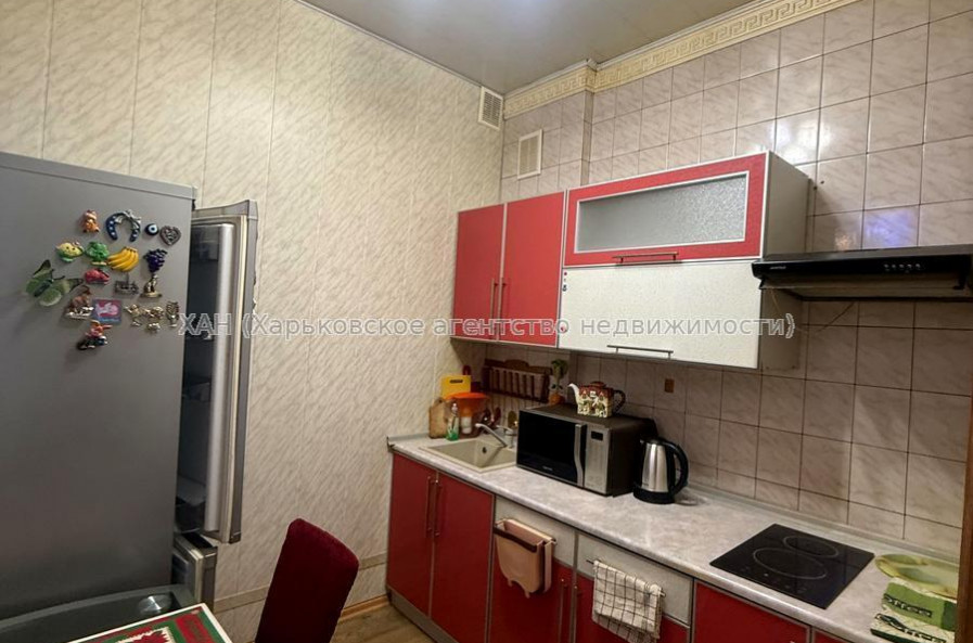 Продам квартиру, Фанинский пер. , 3В , 2 кім., 50 м², косметический ремонт 
