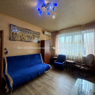 Продам квартиру, Фанинский пер. , 3В , 2 кім., 50 м², косметический ремонт 