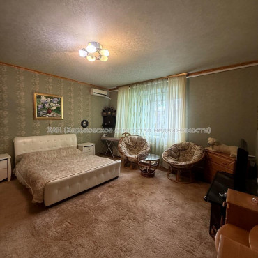 Продам квартиру, Фанинский пер. , 3В , 2 кім., 50 м², косметический ремонт 