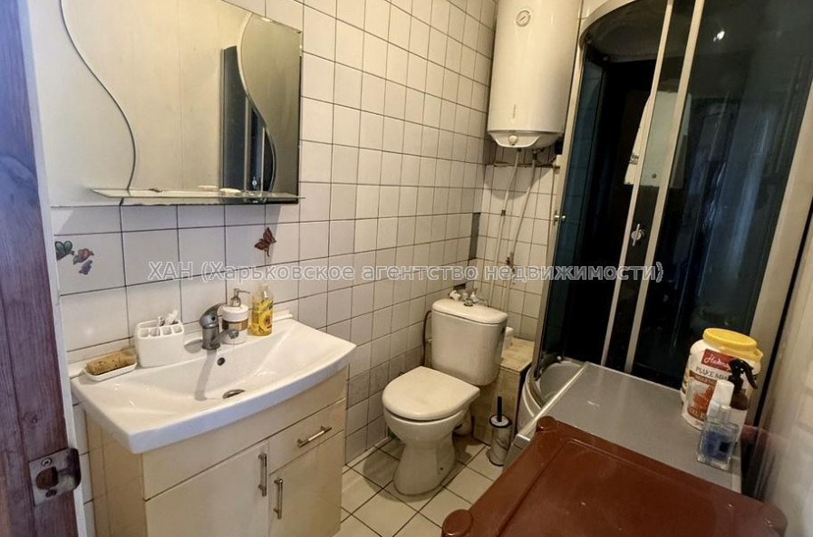 Продам квартиру, Фанинский пер. , 3В , 2 кім., 50 м², косметический ремонт 