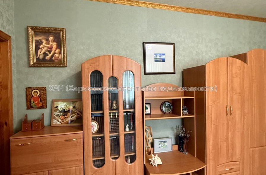 Продам квартиру, Фанинский пер. , 3В , 2 кім., 50 м², косметический ремонт 