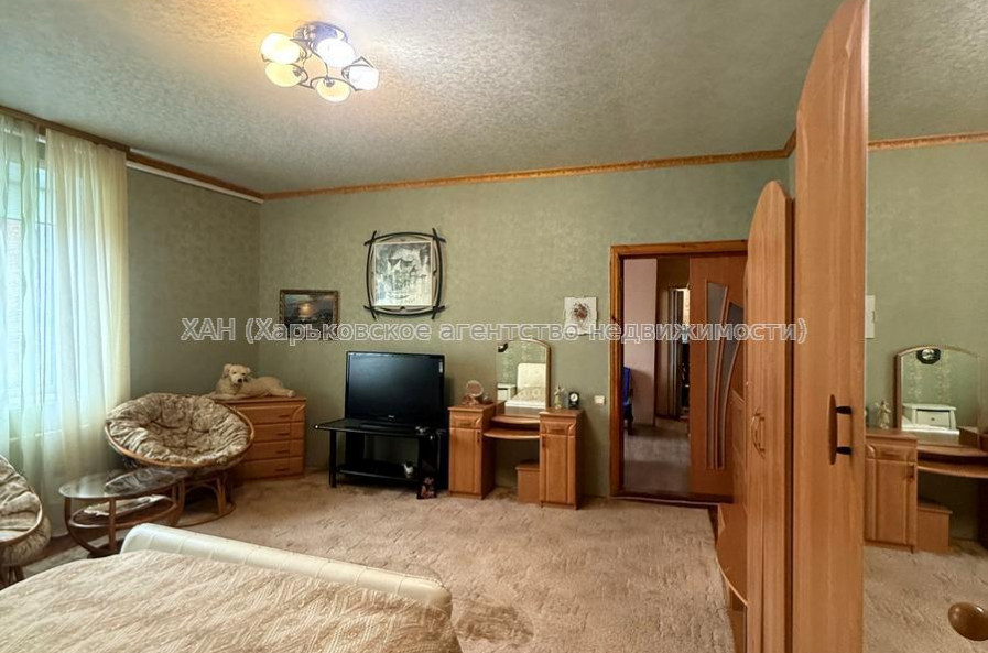 Продам квартиру, Фанинский пер. , 3В , 2 кім., 50 м², косметический ремонт 