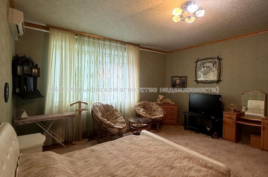 Продам квартиру, Фанинский пер. , 3В , 2 кім., 50 м², косметический ремонт 