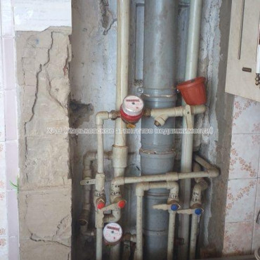 Продам квартиру, Холодногорская ул. , 2  ком., 47 м², косметический ремонт 
