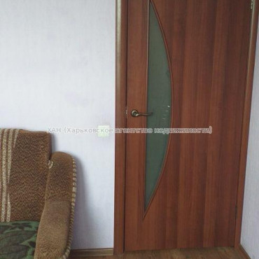Продам квартиру, Холодногорская ул. , 2  ком., 47 м², косметический ремонт 
