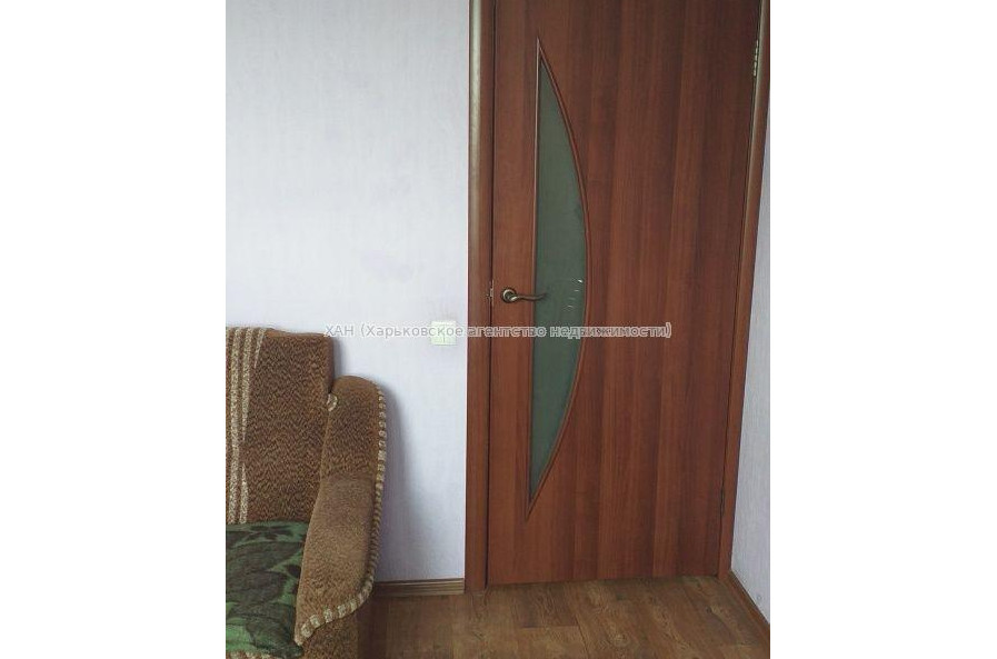 Продам квартиру, Холодногорская ул. , 2  ком., 47 м², косметический ремонт 