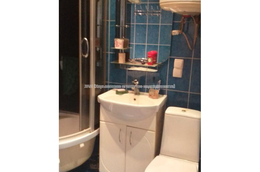 Продам квартиру, Холодногорская ул. , 2  ком., 47 м², косметический ремонт 