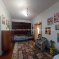 Продам квартиру, Академиков Ахиезеров ул. , 2 кім., 43 м², советский ремонт 