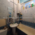 Продам квартиру, Академиков Ахиезеров ул. , 2 кім., 43 м², советский ремонт 