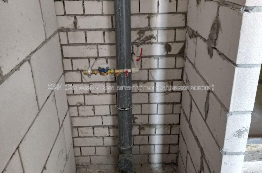 Продам квартиру, Веселая ул. , 1  ком., 19 м², без внутренних работ 