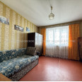 Продам квартиру, Шариковая ул. , 3 кім., 78 м², косметический ремонт 
