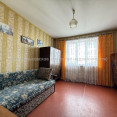 Продам квартиру, Шариковая ул. , 3 кім., 78 м², косметический ремонт 