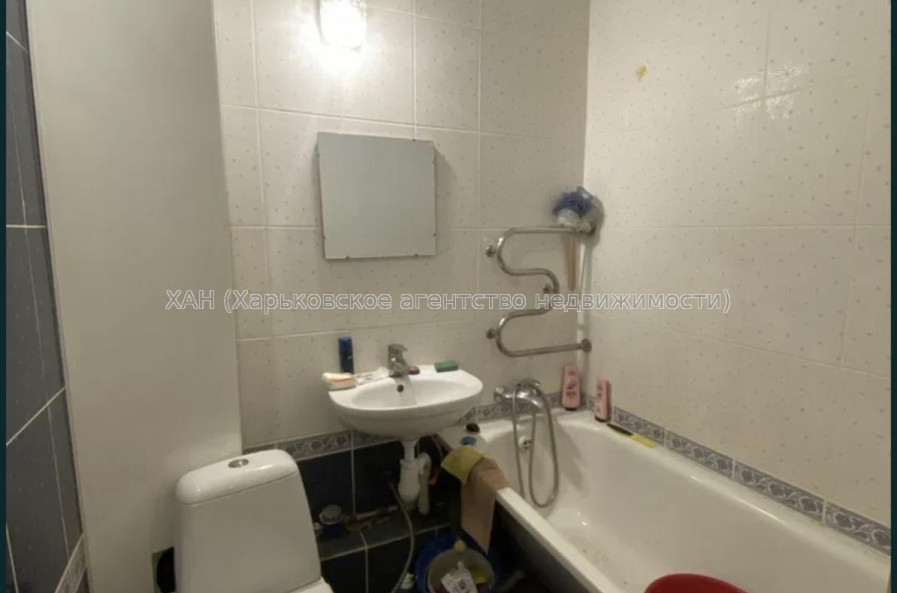 Продам квартиру, Тепловозная ул. , 1  ком., 38 м², советский ремонт 
