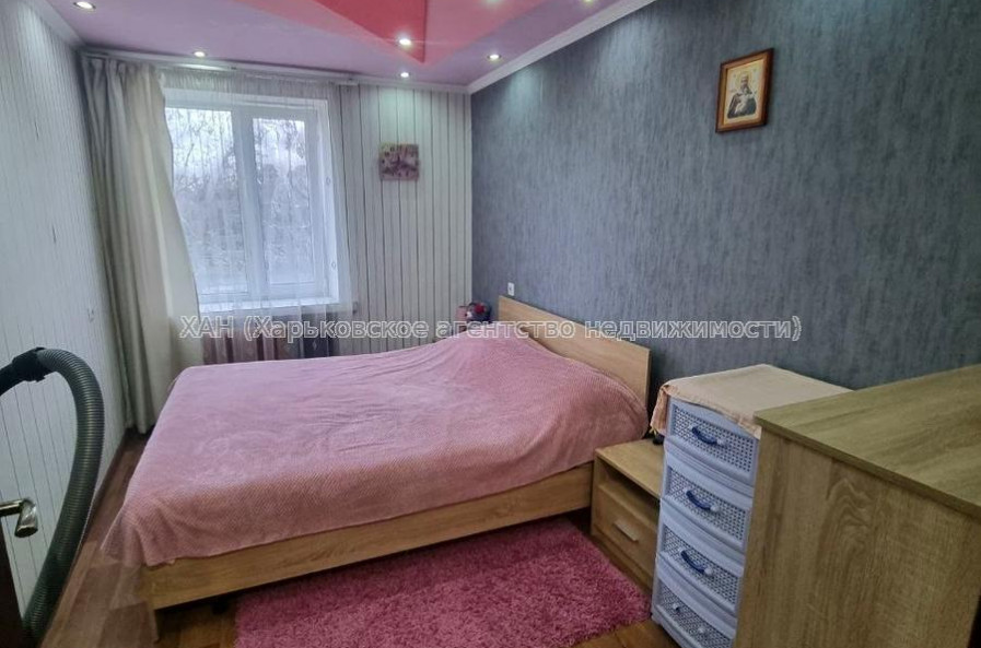Продам квартиру, Европейская ул. , 4 , 2 кім., 46 м², капитальный ремонт 