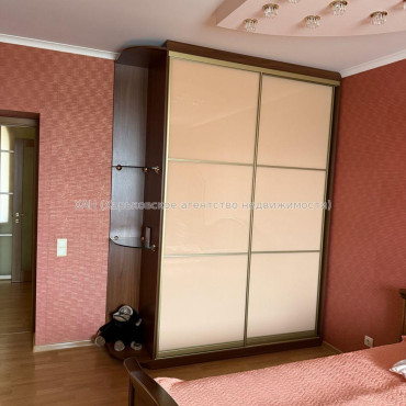 Продам квартиру, Героев Харькова просп. , 3  ком., 127 м², евроремонт 