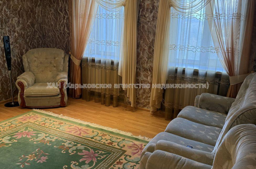 Продам квартиру, Героев Харькова просп. , 3  ком., 127 м², евроремонт 