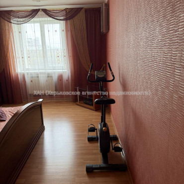 Продам квартиру, Героев Харькова просп. , 3  ком., 127 м², евроремонт 
