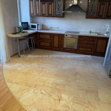 Продам квартиру, Героев Харькова просп. , 3  ком., 127 м², евроремонт 