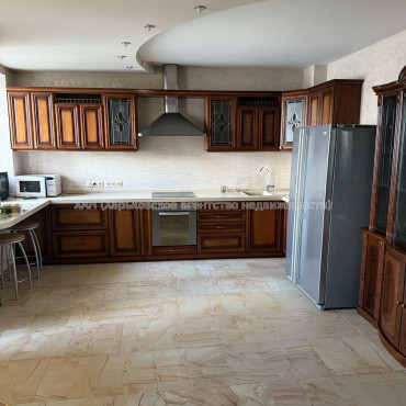 Продам квартиру, Героев Харькова просп. , 3  ком., 127 м², евроремонт 
