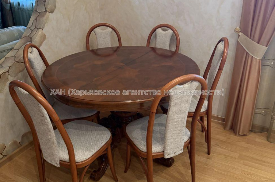 Продам квартиру, Героев Харькова просп. , 3  ком., 127 м², евроремонт 