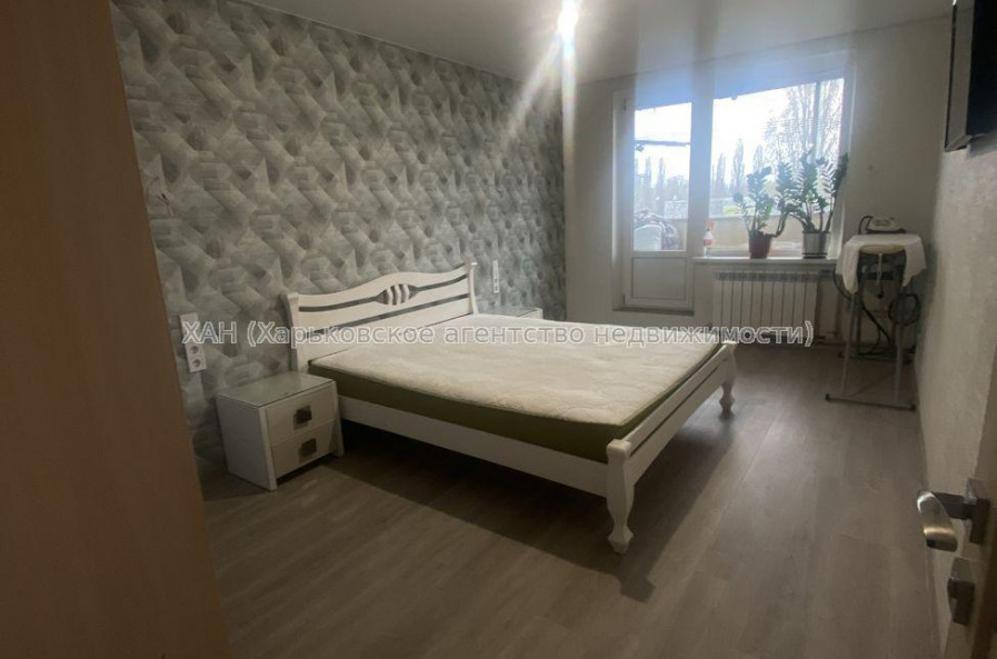 Продам квартиру, Валентиновская ул. , 3  ком., 63 м², евроремонт 