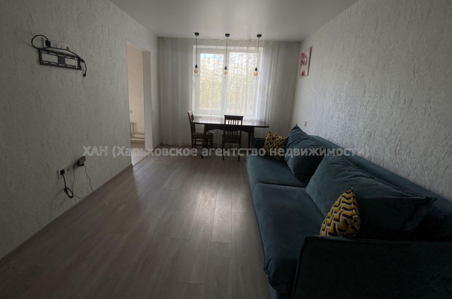 Продам квартиру, Валентиновская ул. , 3  ком., 63 м², евроремонт 