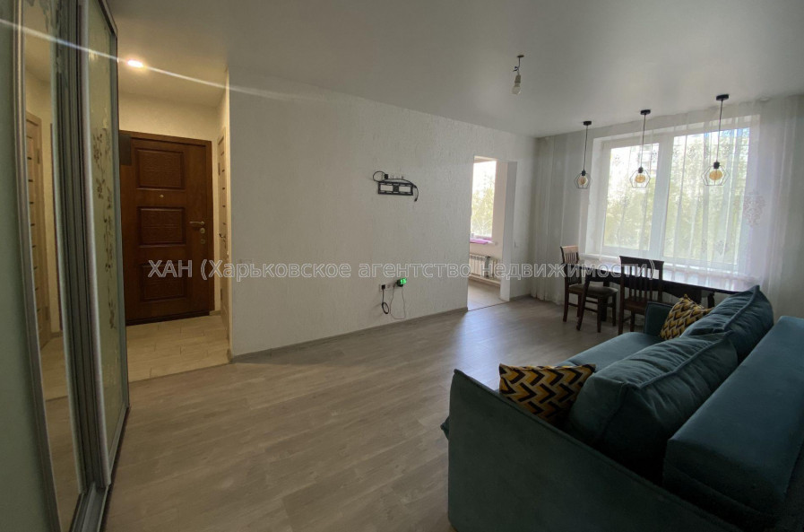 Продам квартиру, Валентиновская ул. , 3  ком., 63 м², евроремонт 