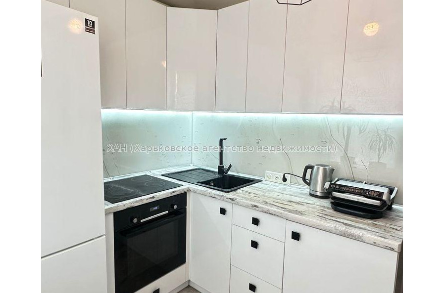Продам квартиру, Салтовское шоссе , 3  ком., 65.70 м², евроремонт 