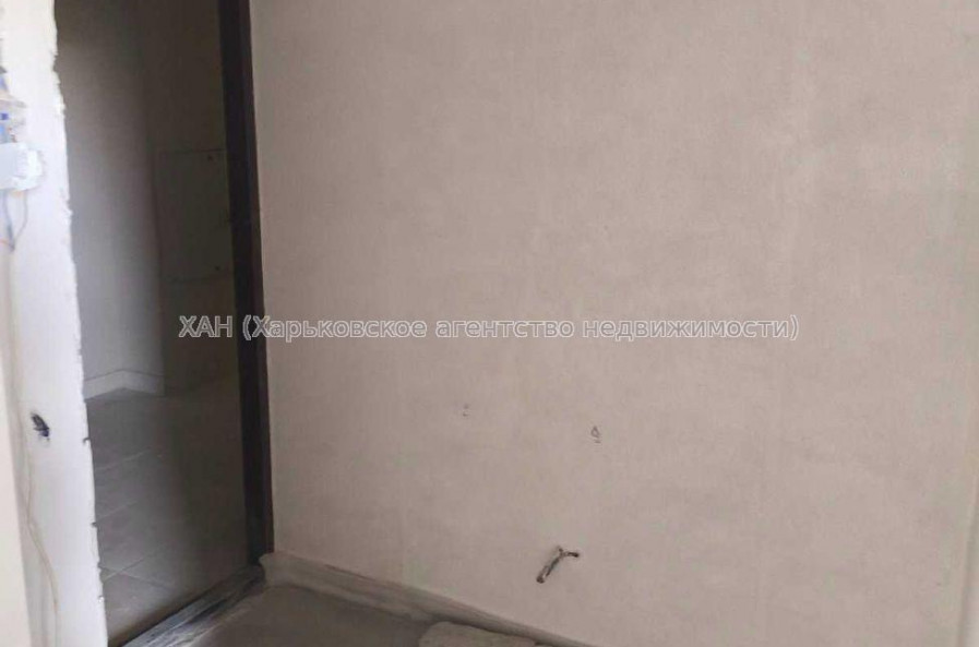 Продам квартиру, Борткевича ул. , 1  ком., 40 м², без отделочных работ 