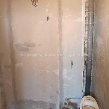 Продам квартиру, Борткевича ул. , 1  ком., 40 м², без отделочных работ 