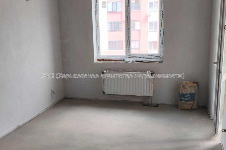 Продам квартиру, Борткевича ул. , 1  ком., 40 м², без отделочных работ 