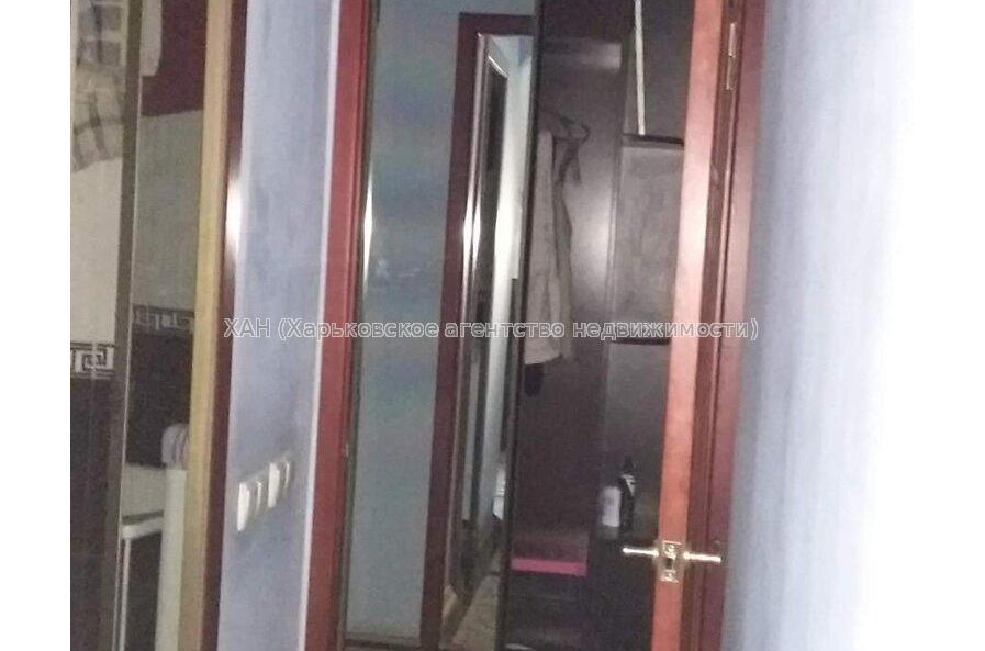 Продам квартиру, Дудинской ул. , 3  ком., 65 м², косметический ремонт 