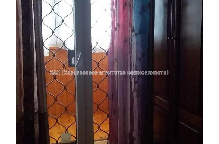 Продам квартиру, Дудинской ул. , 3  ком., 65 м², косметический ремонт 